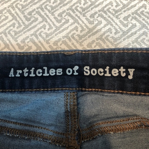 Articles of Society Skinny Frayed Hem 26 - Picture 3 of 10